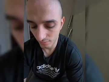 HandsomeHercules BongaCams Model - Cam Recordings